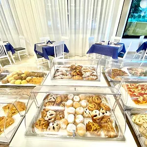 Hotel Maioli - Colazione Xxl Fino Alle 12, Misano Adriatico